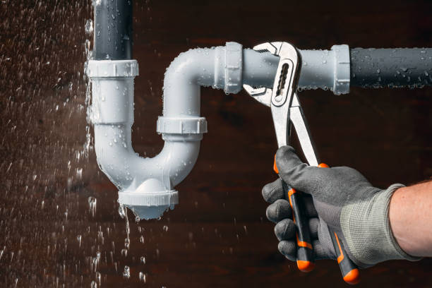Professional Leak Detection technician working in Bridgeport, NY